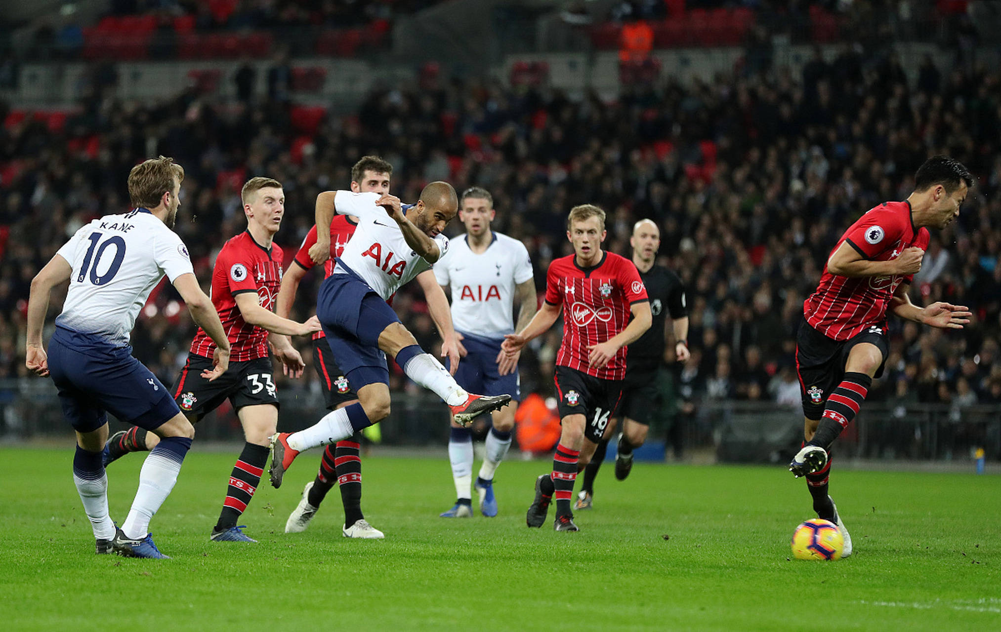 通过严格的 通过严格的